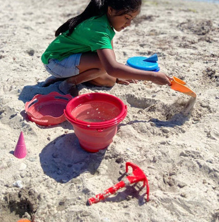 7 in 1 Sand Toys (red) - ToyTime