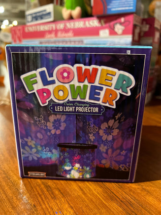 Flower power led light projector - ToyTime