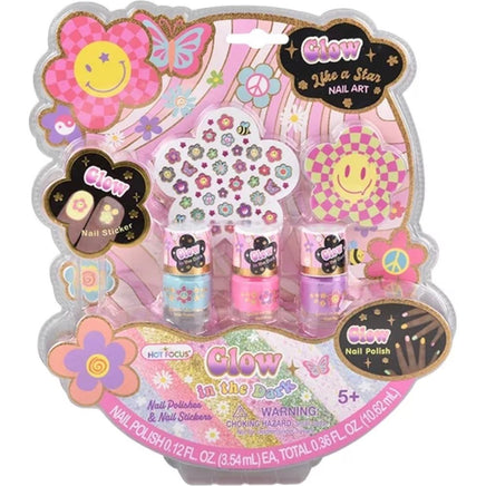 Glow like a star nail art - ToyTime