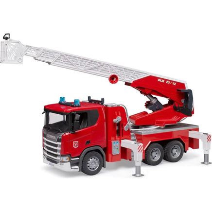 New Scania Super 560R Fire engine w. water pump + L&S module - ToyTime