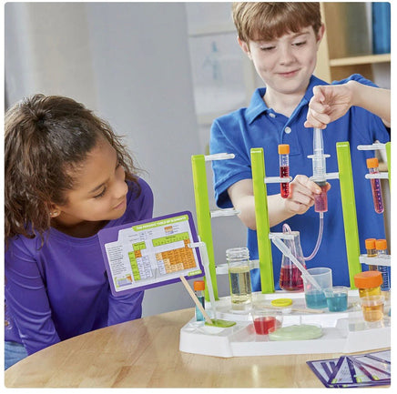 Ooze Labs Chemistry Station - ToyTime