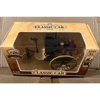 Classic Chariot Car 1886